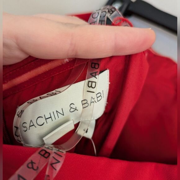 Sachin & Babi Julia Red Gown Size 4 NWT - Picture 5 of 8